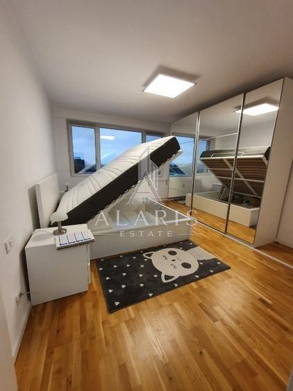 Apartament cu 3 camere, zona Complex Studentesc - 7