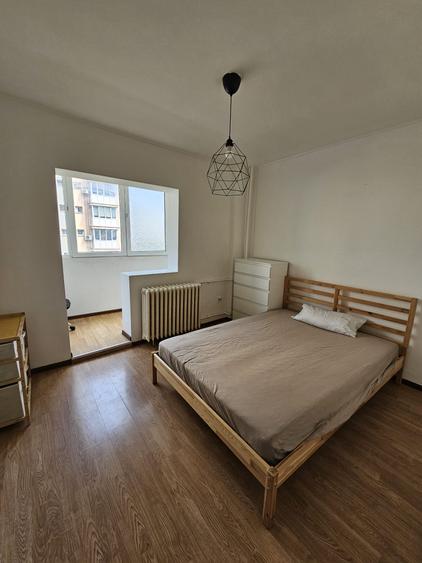 Dristor Aleea Scolarilor, 3 camere, etaj 5, 70 mp, metrou la 3 minute