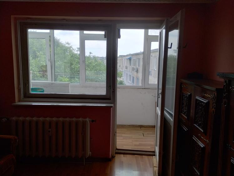 2 CAMERE | SEMIDECOMANDAT | GAZE TRASE - TOMIS NORD