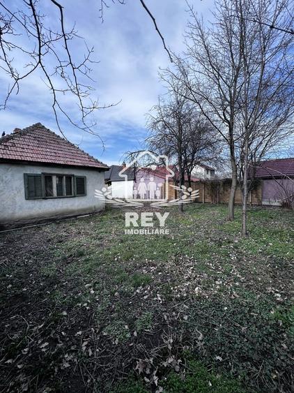 Cartier Lazaret - Teren de casa cu casă 568 mp