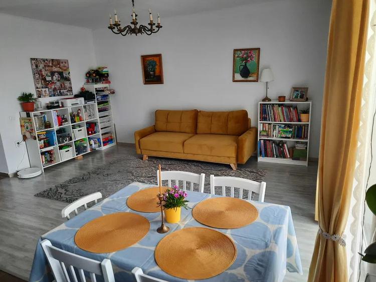 Casă modernă, mobilată complet – Cartier Izvor