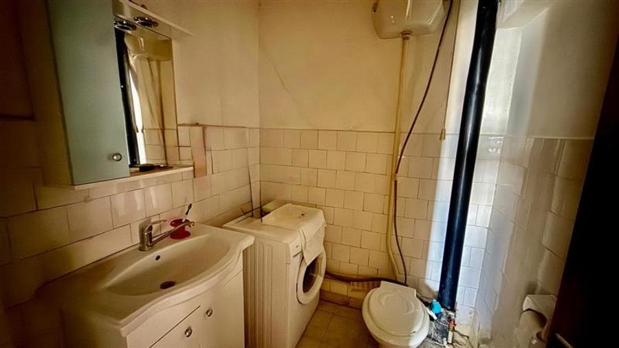 Apartament cu 4 camere in Dacia
