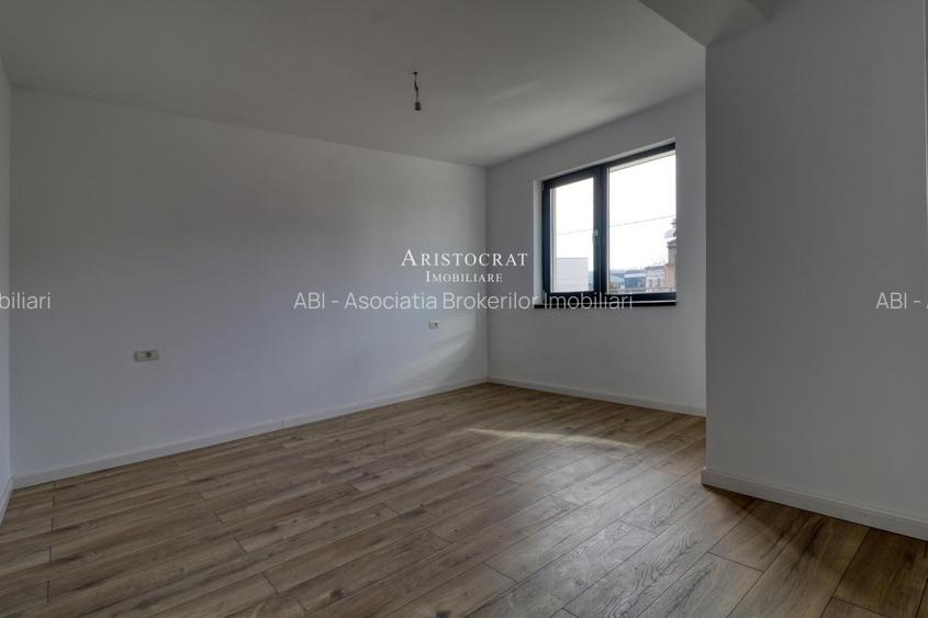 Vila 5 camere cu garaj langa Paradisul Verde - 23