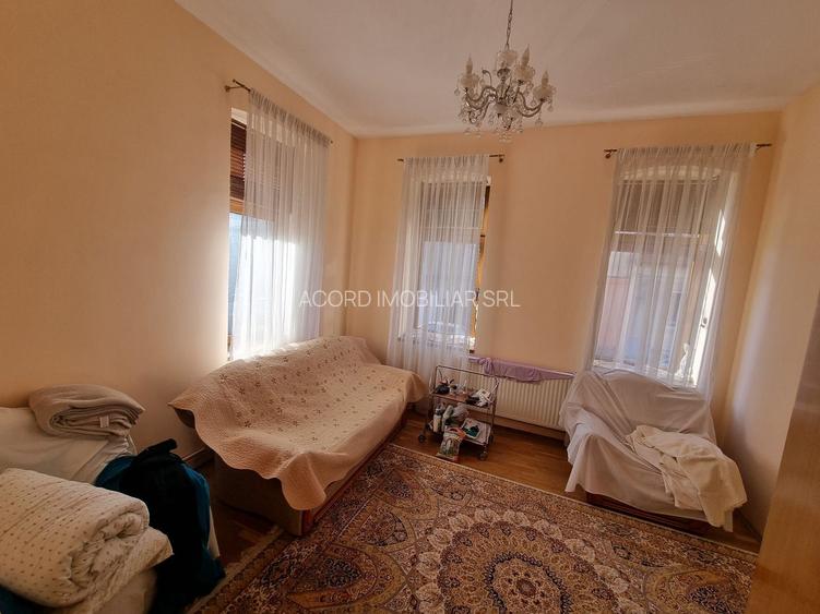 Ultracentral -vila din caramida D+P+M - 40