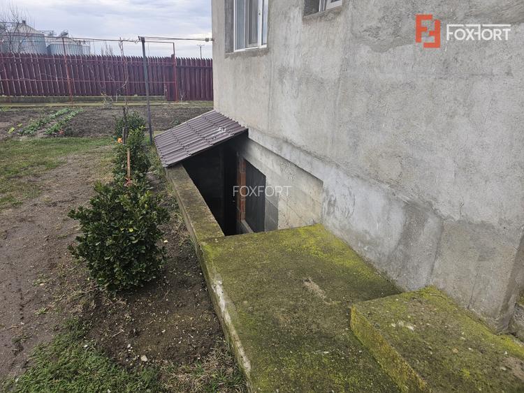 Casa individuala cu 7 camere, spatioasa in Sofronea - 23