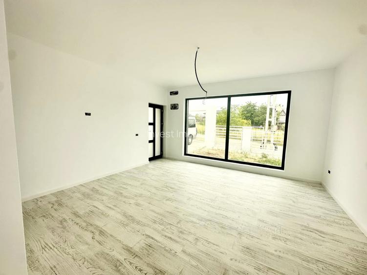 CASA INDIVIDUALA, 4 CAMERE, 2 BAI , 540 mp teren, MIROSLAVA-VALEA URSULUI - 2