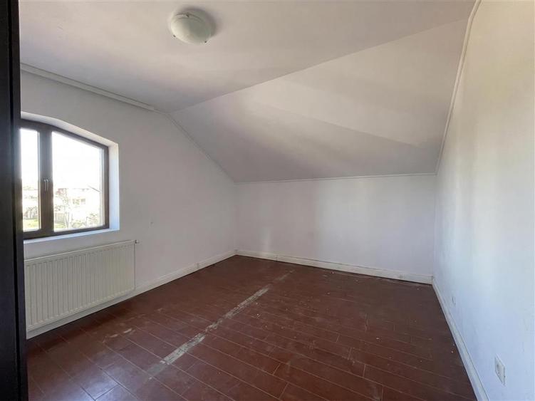 Cladire P+E cu 190 mp utili | Pretabil comercial sau rezidential | Suceava C-591