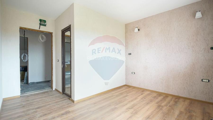 Comision 0%-Cladire versatila 14 camere-Multiple utilizari - 25