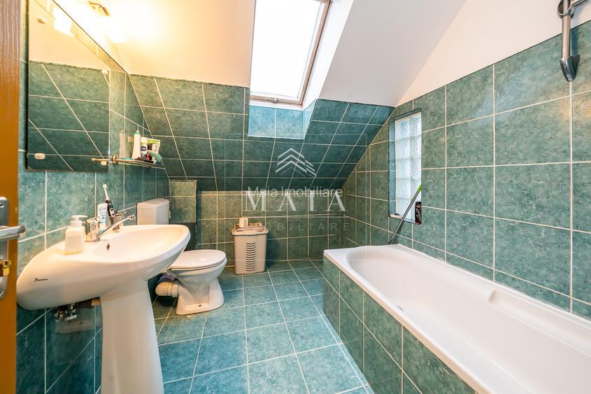 Casa+apartament la casa, aceeasi curte, -Sub Arini, Comision 0% - 8