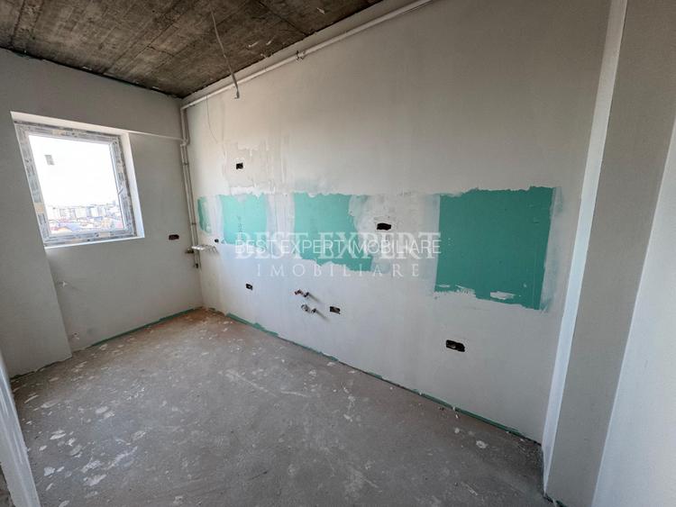 Garsoniera cu Parcare subterana vis-a-vis de Auchan Titan  - 4