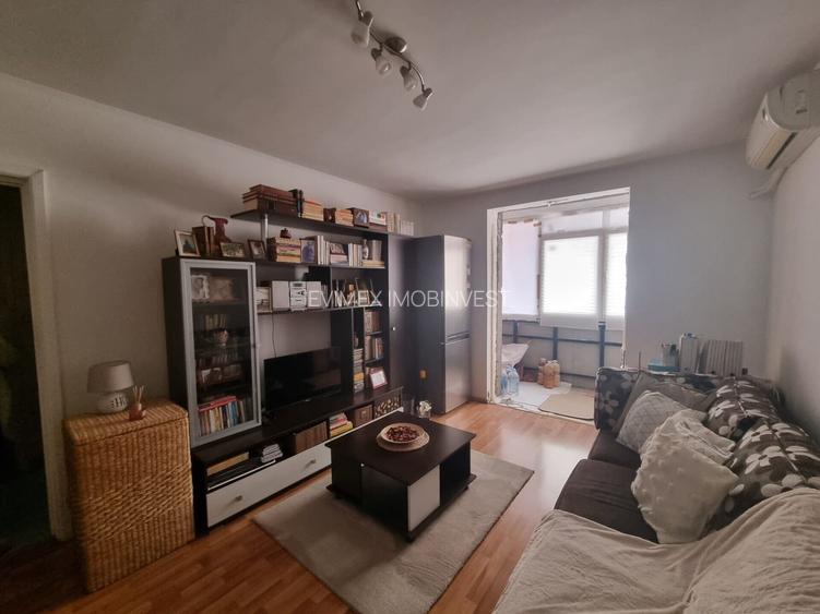 Titan Diham apartament 3 camere - 2