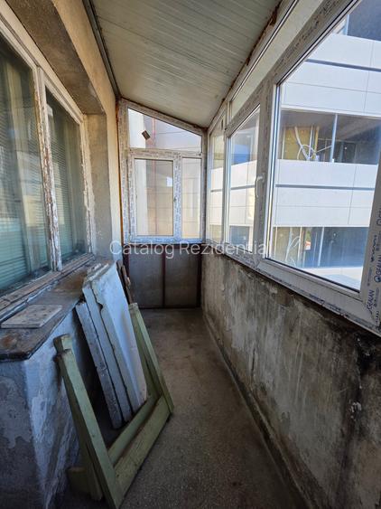 Apartament cu 3 camere de vanzare in zona Grivita - metrou Basarab 1 min. - 6