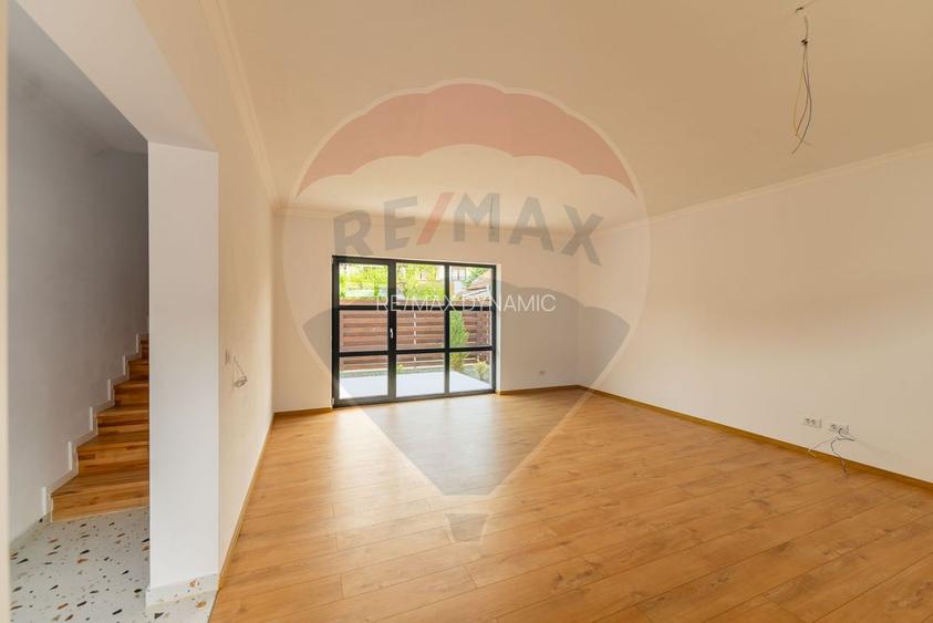 Casă elegantă și spațioasă – în complex privat, zona centrală Arad - 10