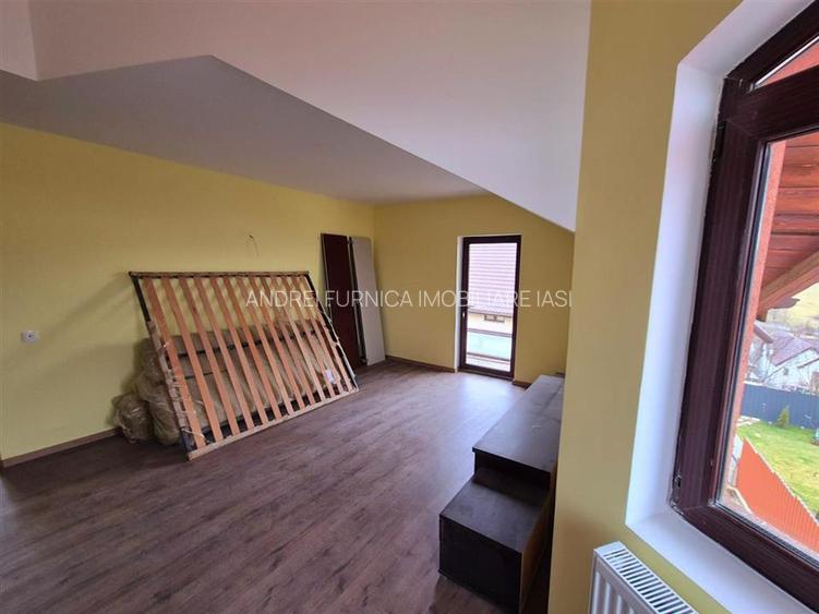 Casa de vanzare individuala cu garaj in Bucium - 5