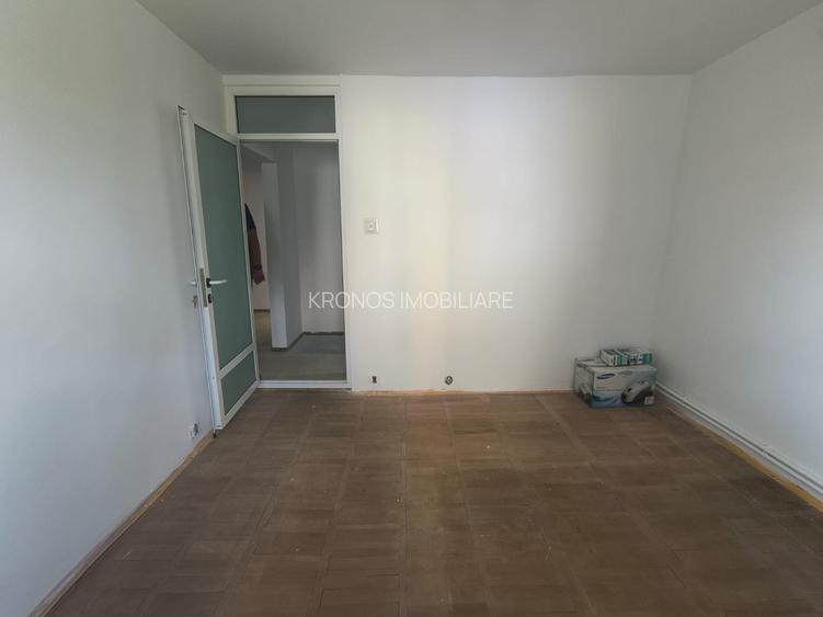 POARTA 6 APARTAMENT CU 3 CAMERE  LIBER GAZE 68 MP PRET 112000 EURO - 3