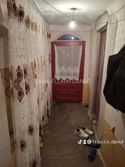 PROPRIETAR VIND URGENT CASA  - 10