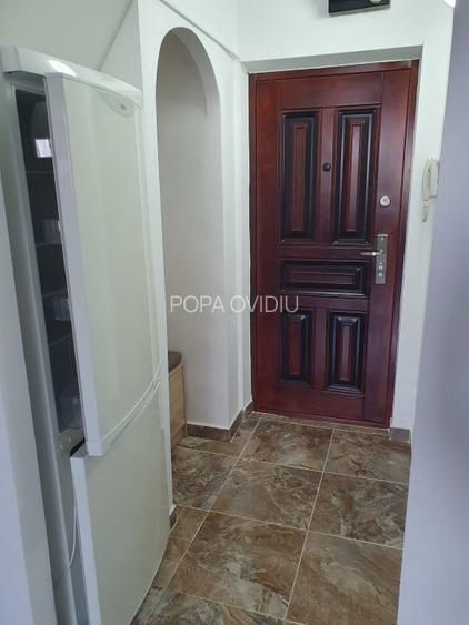 Garsoniera de inchiriat str. Dambovitei - 11
