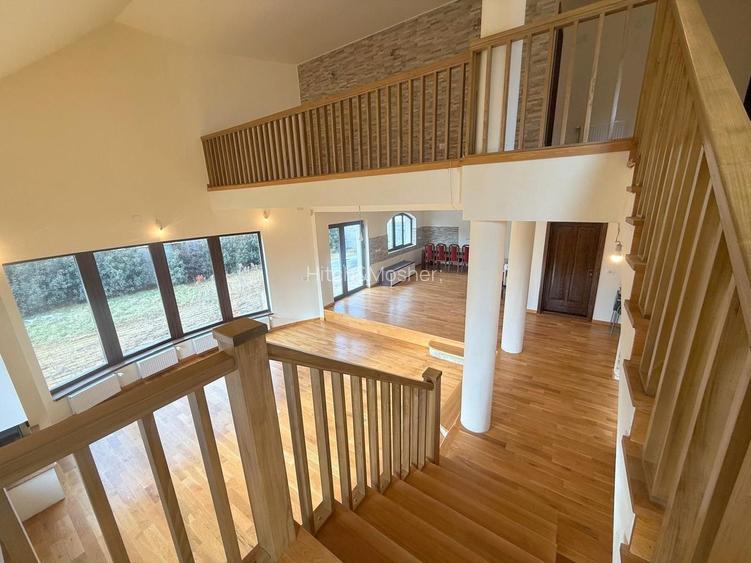 Casă individuală de vânzare în Moșnița Nouă – Comision 0% - 8