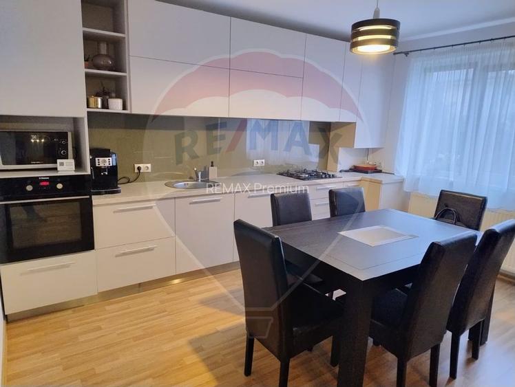 Duplex modern de inchiriat  cu 5 camere in Floresti - 14