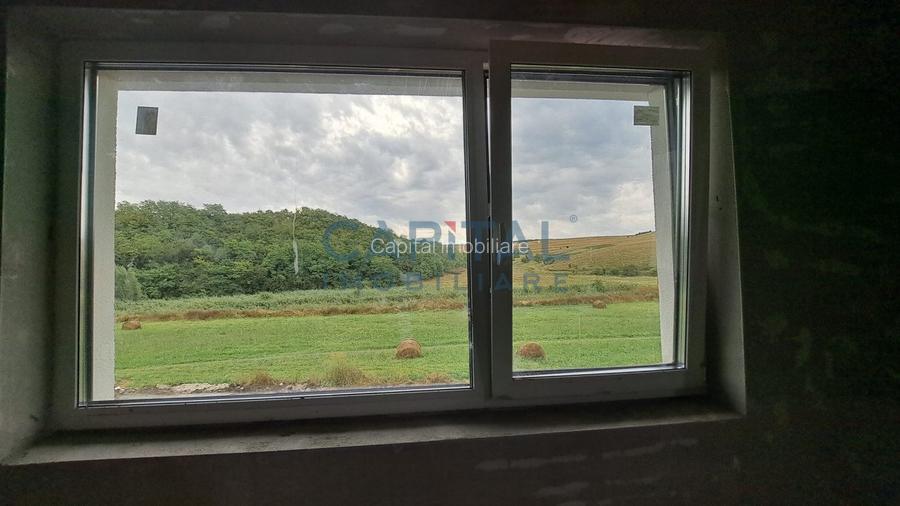 Casa superba cu garaj, aproape de padure - 5