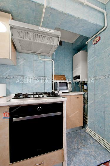 Apartament spatios, renovat, 4 camere, decomandat, etaj 4, Micro 39 - 4