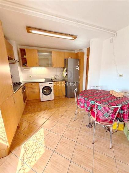 ARADULUI - 4 CAM - 2 BAI - LIFT - ETAJ 2 - DECOMANDAT - BLOC DUPA 2000 - ZONA EX - 8