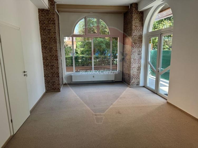 Spațiu comercial reprezentativ – Central, Brașov | Parter+Subsol - 2