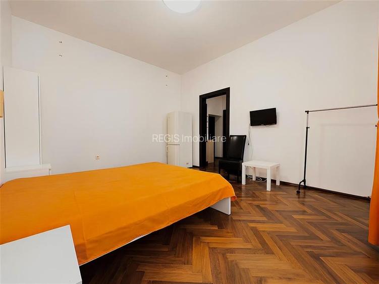 Garsoniera la 1 km de Piata Sfatului langa Primarie - 2