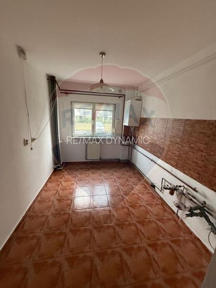 Apartament cu 4 camere Micalaca - 2