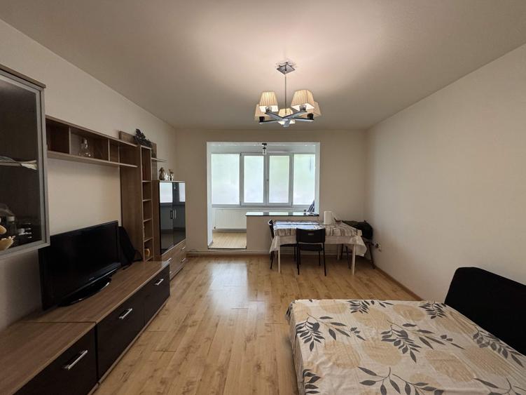 3 cam. parter, 61 mp. str. Cornisei, pretabil spatiu comercial