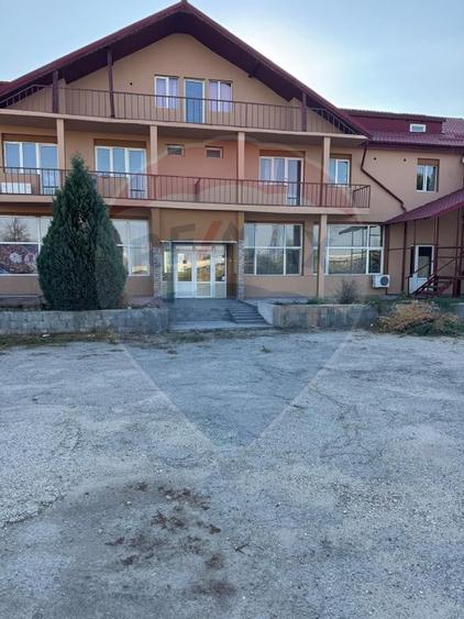 Spatiu comercial/Hotel la iesire din Craiova