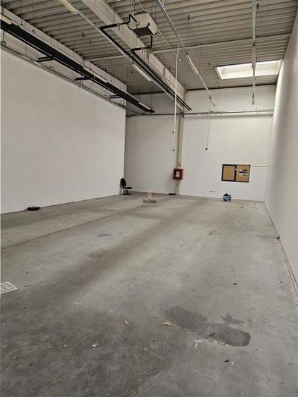 Showroom Auto Complet Echipat - 1850 mp - Soseaua Alba Iulia