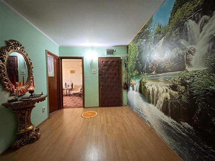 Apartament 3 camere de vanzare zona centrala Tulcea
