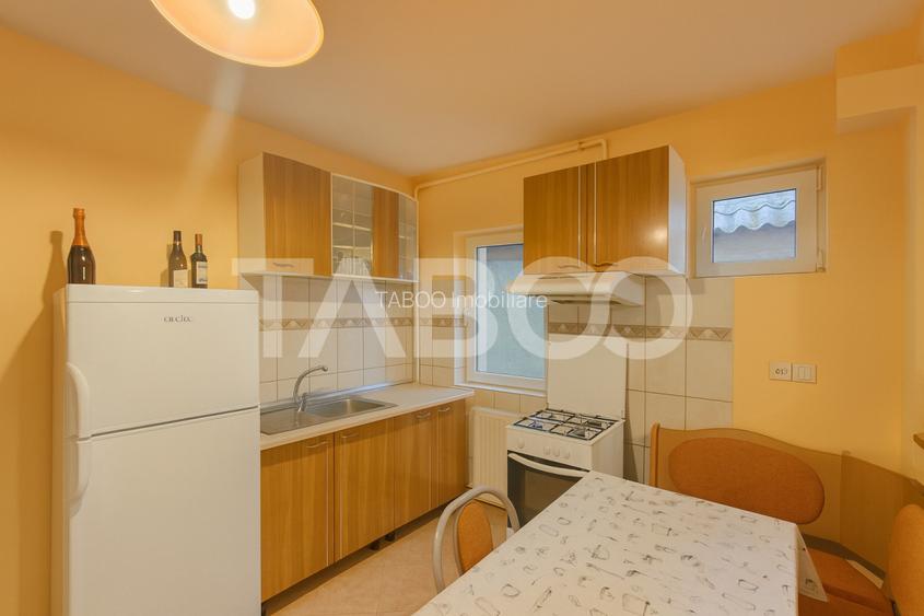 Apartament decomandat de vanzare 3 camere balcon parcare si curte - 3