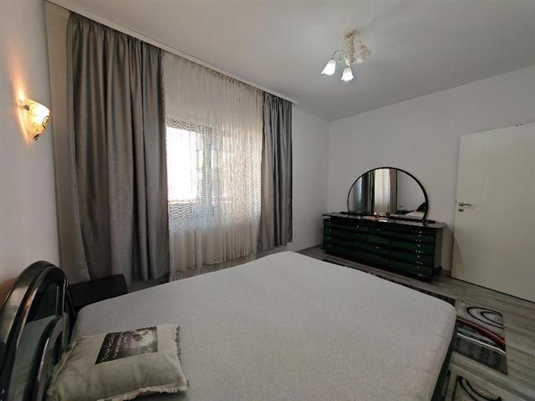 Inchiriem Apartament 2 Camere, Gradina 157 Mp, Mobilat, Decomandat, Sanpetru