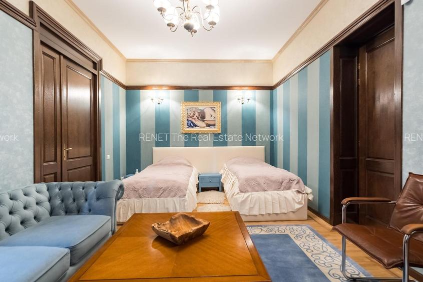 ARMENEASCA, APARTAMENT ELEGANT, SINGUR PE NIVEL, 185 MP!