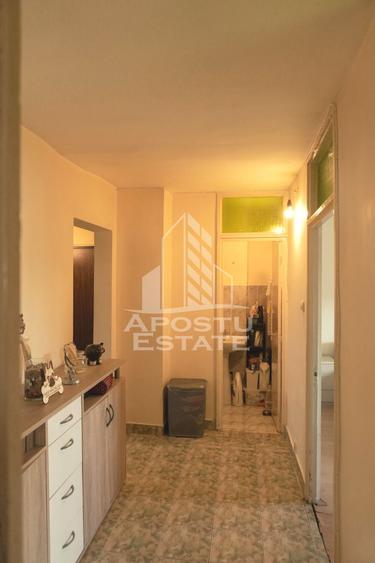 Apartament de vanzare cu 3 camere, decomandat, Bucovina, Timisoara