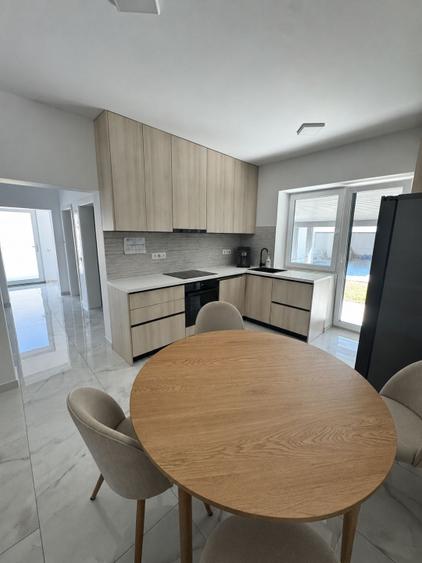 Casă 104 mp, 5 ari teren, zona Sasar