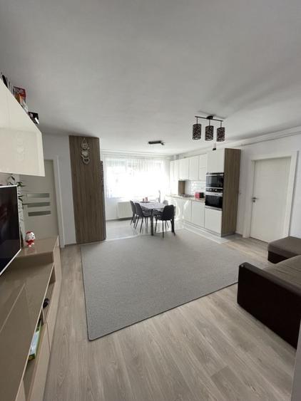 Apartament 3 camere | 63mp | zona Dumitru Mocanu - Florești