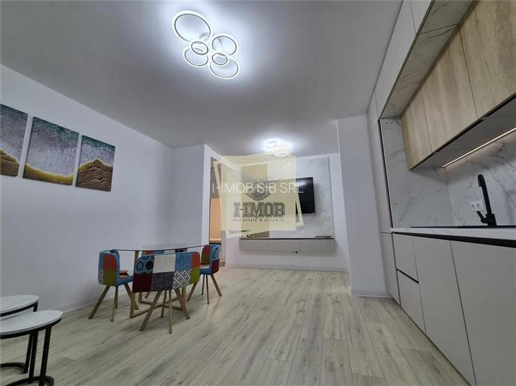 Apartament prima inchiriere 3 camere balcon si parcare Sibiu
