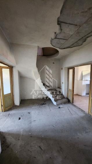 Apartament de vanzare in zona Complexului Studentesc, Timisoara,316 mp