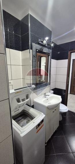 Garsonieră modernă de închiriat | Central Piatra-Neamț