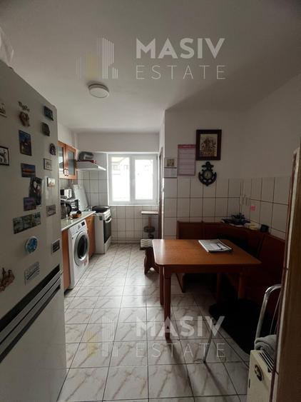 Apartament cu 3 camere de vânzare, Azuga, garaj inclus