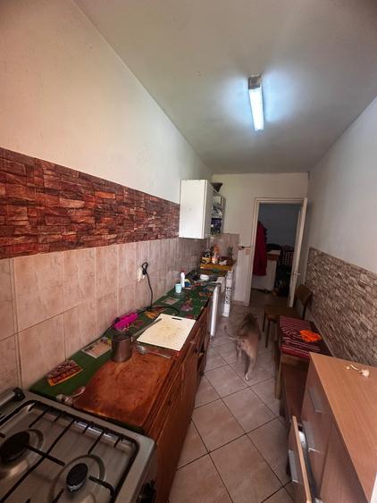 Apartament cu o camera decomandat, zona Alexandru cel Bun