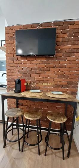 2 Camere de inchiriat | Grivita | Metrou | Centrala Proprie