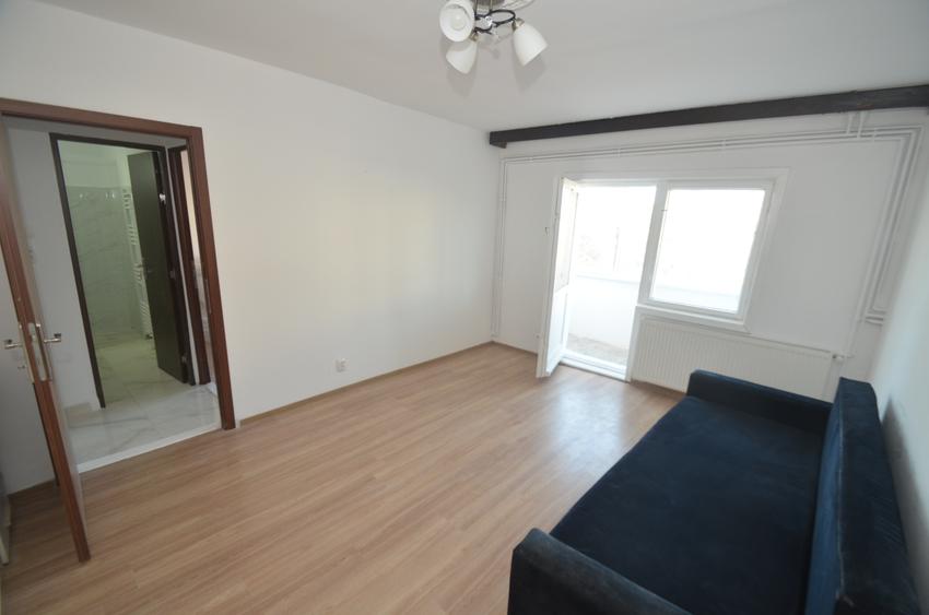 Apartament cu 2 camere cu centrala proprie