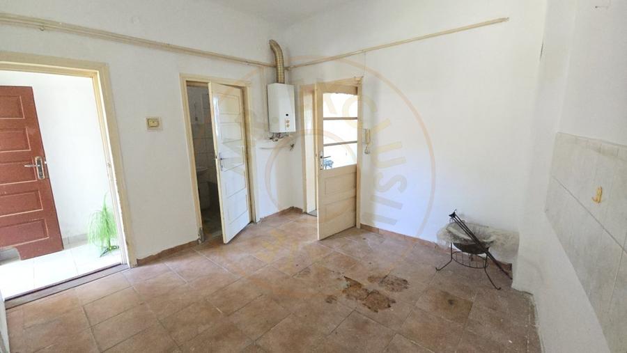 De Vanzare Casa 2 camere P-ȚA Mica