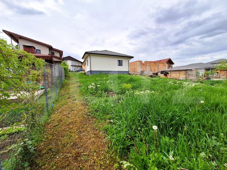 Casa semifinisata, in Campenesti
