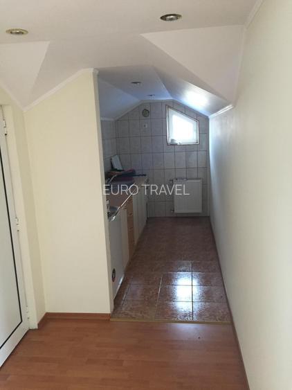 SPATIU  comercial + curte  600 mp, birouri/cabinete psihoterapie/ showroom - 7