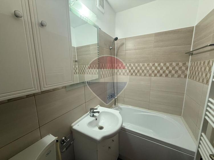 Apartament cu 2 camere de închiriat în zona Electroprecizia